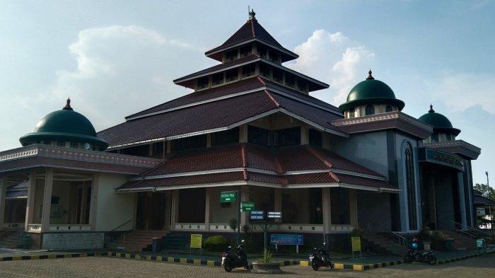 Mengenal Masjid Agung Sunan Kalijogo: Jasa & Layanan yang Menyatu dengan Budaya Cilacap